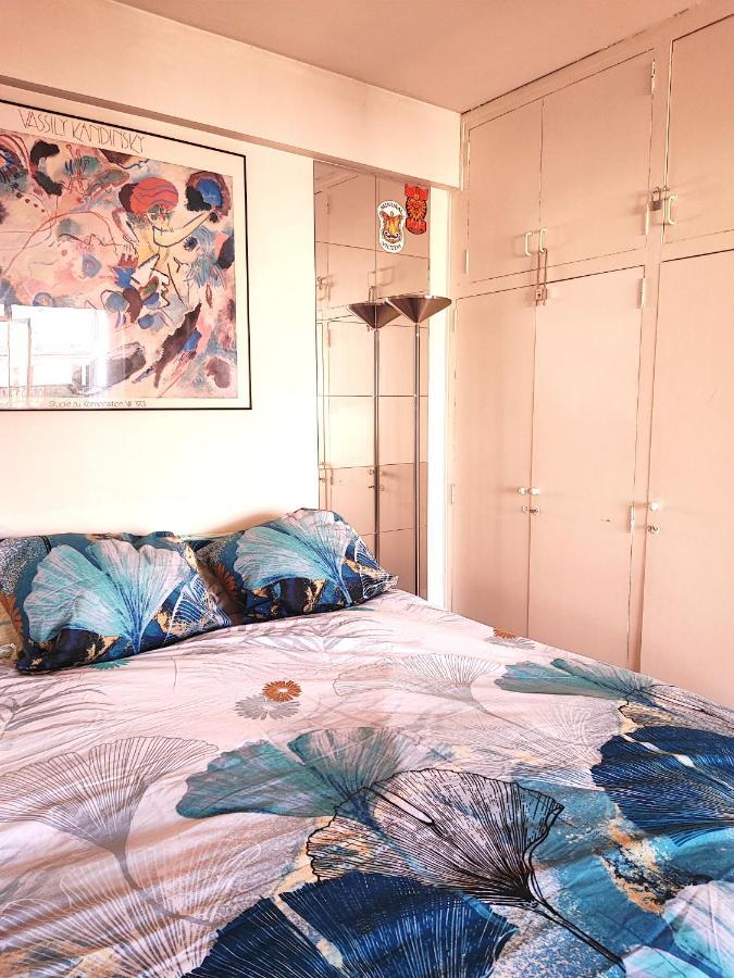 Studio Cosy Et Spacieux Avec Emplacement Ideal パリ エクステリア 写真